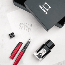 Ручка перьевая EF "Малевичъ", металл, с конвертером, набор чернила + значок, красный