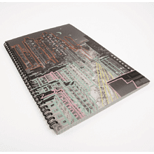 Тетрадь "Жизнь большого города", А4, 60 листов, клетка, спираль сбоку, серый