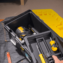 Ящик для инструмента Deli "EDL-TC290", 470x240x205 мм, пластмасса, металлические застежки