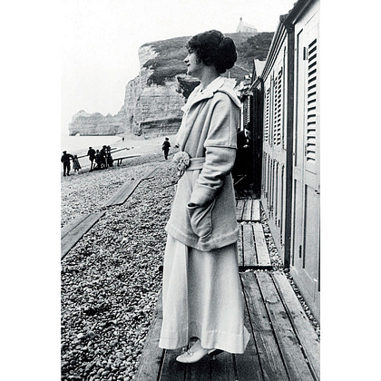 Книга "CHANEL.История модного дома", Бакстер-Райт Э. - 14