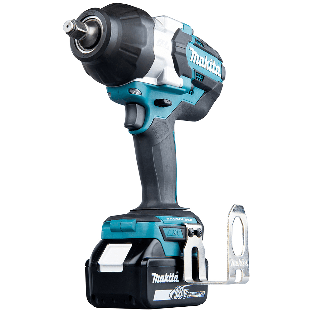 Аккумуляторный гайковерт MAKITA DTW1002RTJ, 18 В, 1050 Нм, 1/2", 5.0Ачx2, MakPac 3 - 6