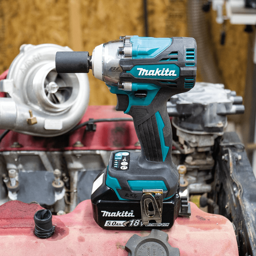 Аккумуляторный гайковерт MAKITA DTW300RTJ, 18 В, 330 Нм, 1/2", 5.0Ачx2, кейс - 11