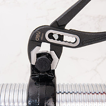 Клещи переставные Deli RS EDL2608Z, 200 мм, черный, красный