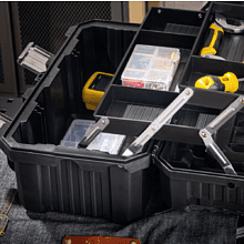 Ящик для инструмента Deli "DL432519", 445х240х230 мм, пластмасса, металлическая застежка