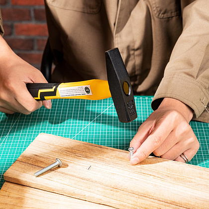 Молоток слесарный Deli YS EDL442003, 0,3 кг, фибергласовая рукоятка - 6