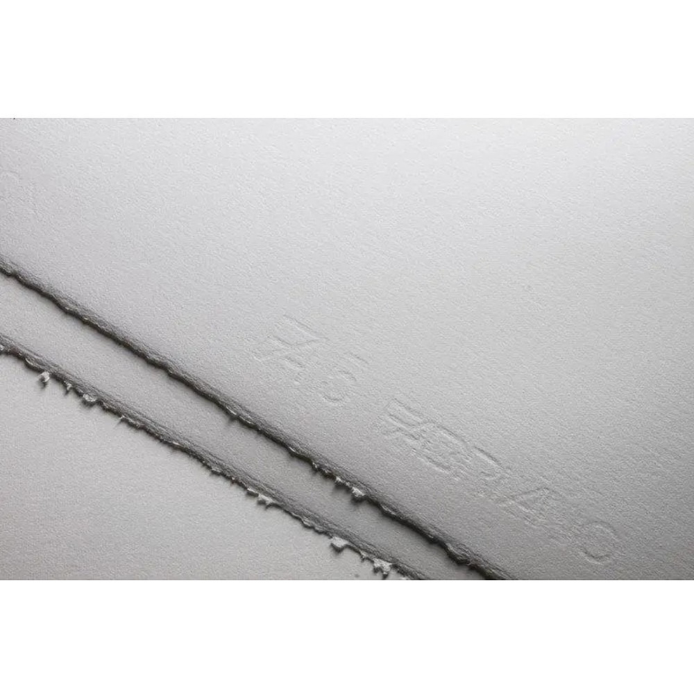 Бумага для акварели "Fabriano 5", 50% хлопок, горячий пресс, 56х76 см, 300 г/м2