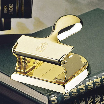 Дырокол классический El Casco "M-200L", золотистый - 2