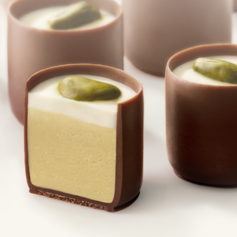 Конфеты шоколадные "Комильфо", 116 г, c двухслойной начинкой и фисташкой