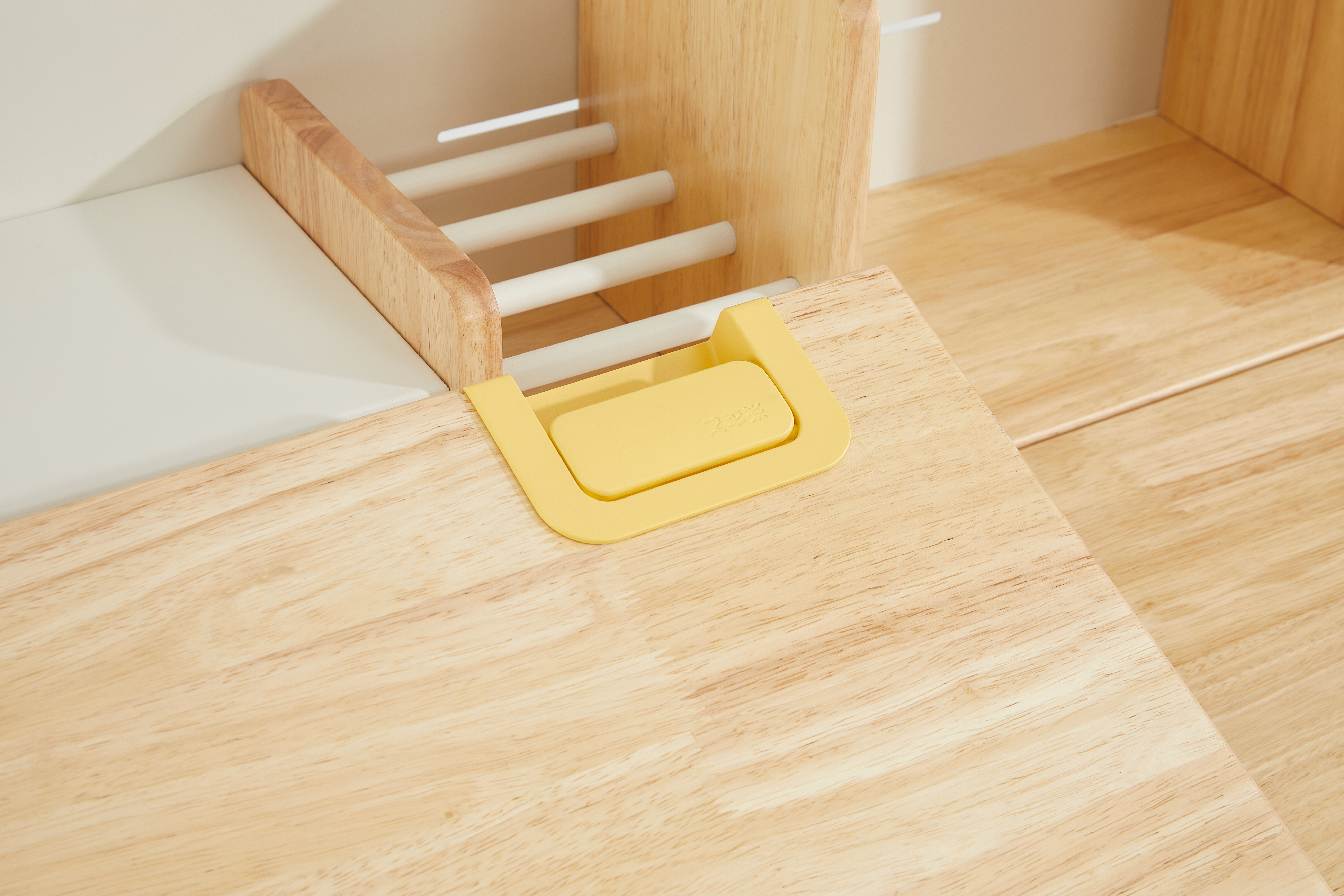 Стол Ergosmart регулируемый Galleon, 1200х700х(520-760) мм, гевея, с книжной полкой - 16