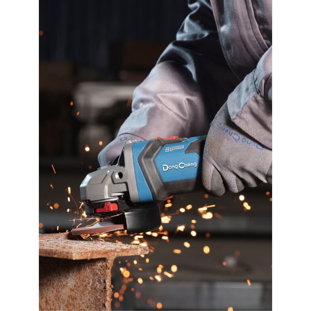 Угловая шлифмашина DongCheng DCSM04-125 (TYPE H2K), 125 мм, 2 АКБ, 6 Ач, З/У 4 А - 2