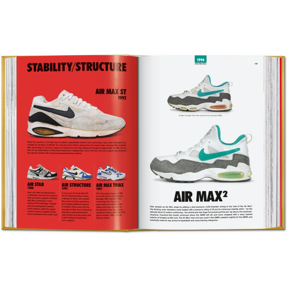 Книга на английском языке "Sneaker Freaker. The Ultimate Sneaker Book"