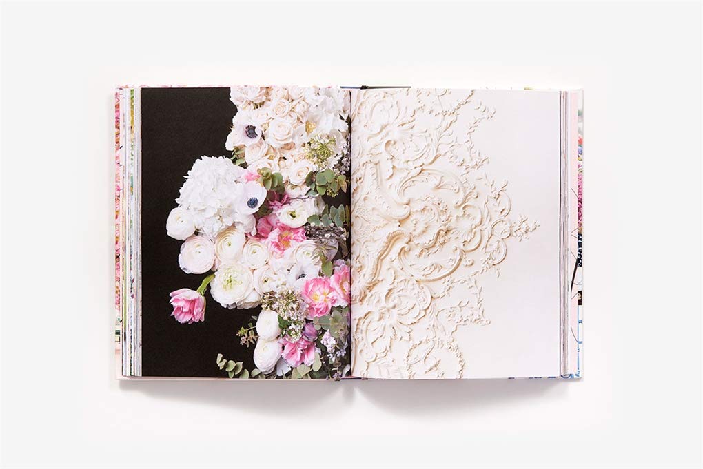 Книга на английском языке "Paris in Bloom", Lane G. - 6