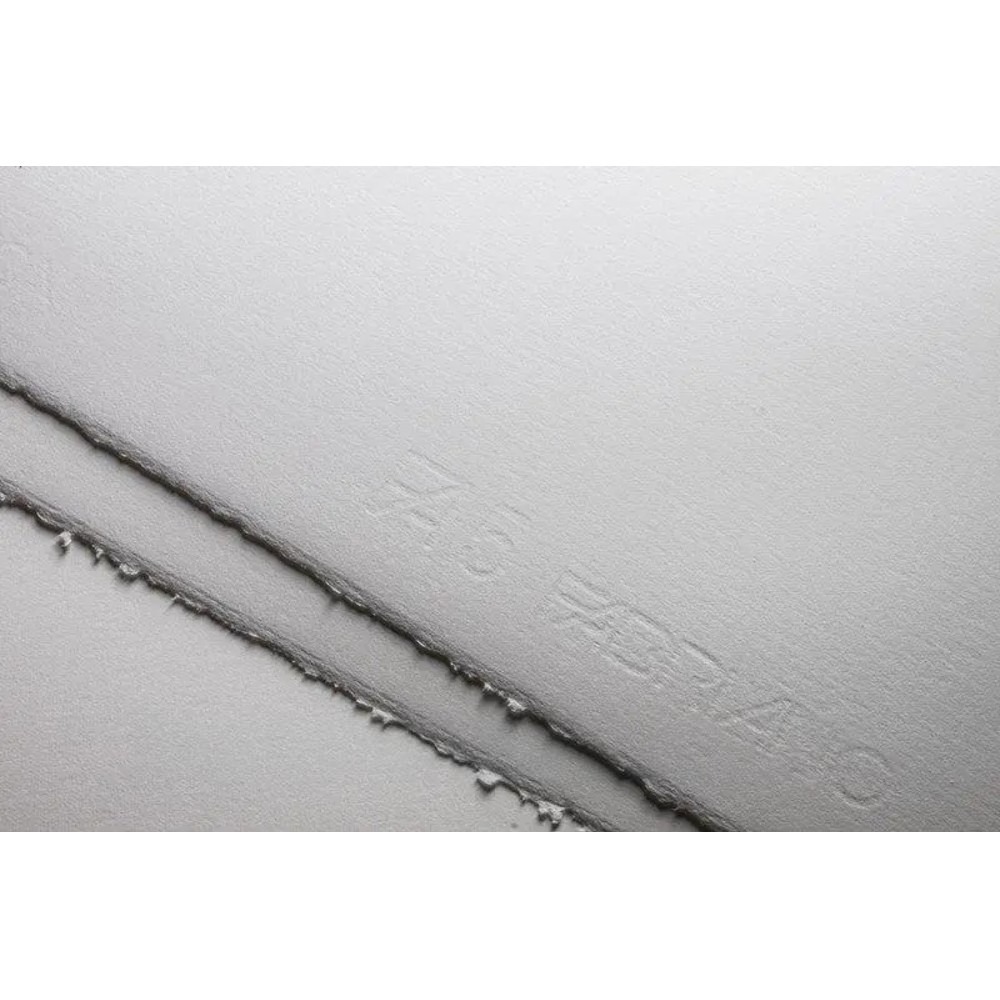 Бумага для акварели "Fabriano 5", 50% хлопок, горячий пресс, 56х76 см, 300 г/м2