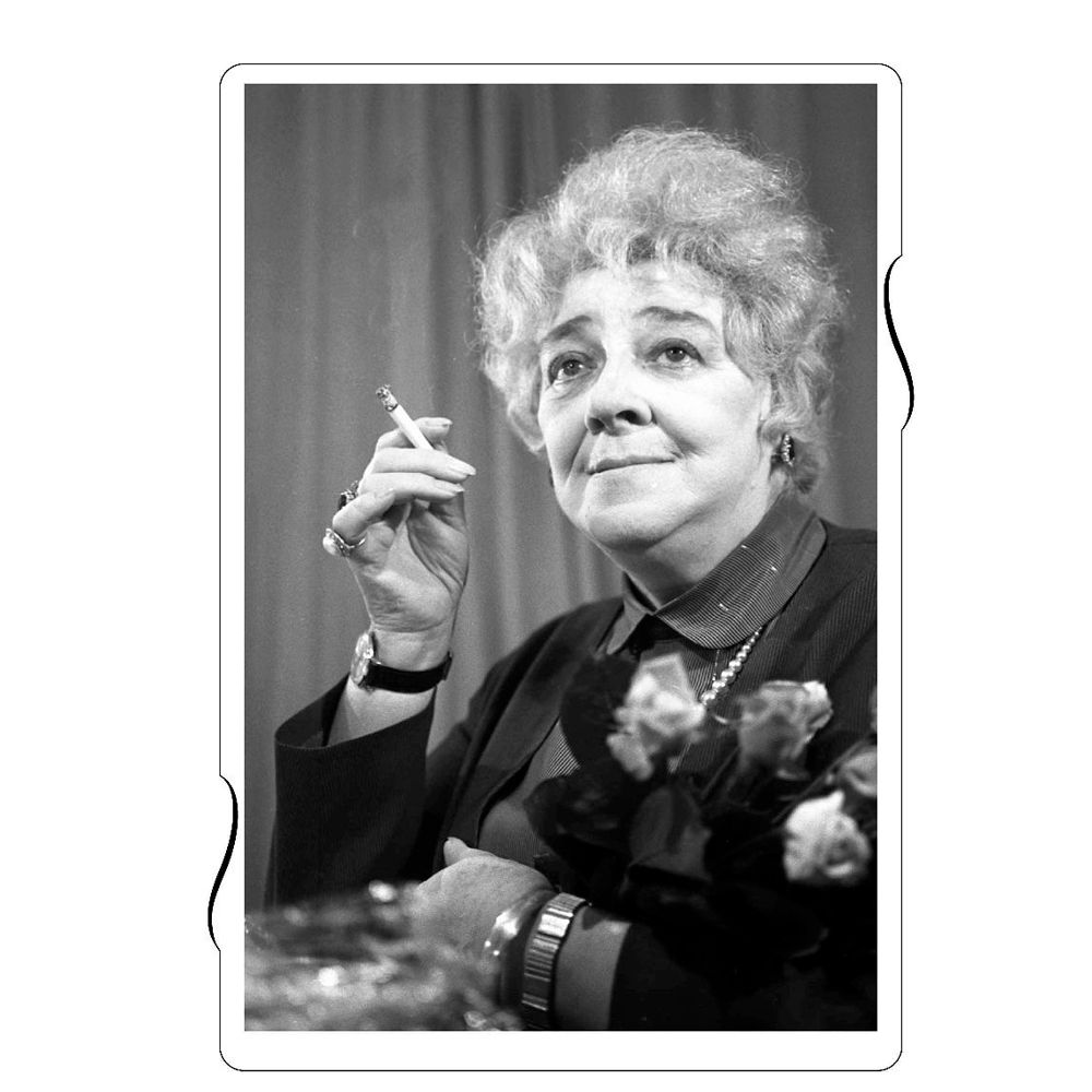 Книга "Фаина Раневская. Жизнь, рассказанная ею самой", Раневская Ф.